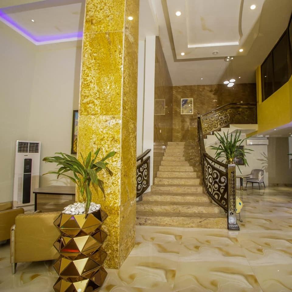 Perfecto La Villa Hotel And Suites 拉各斯 外观 照片