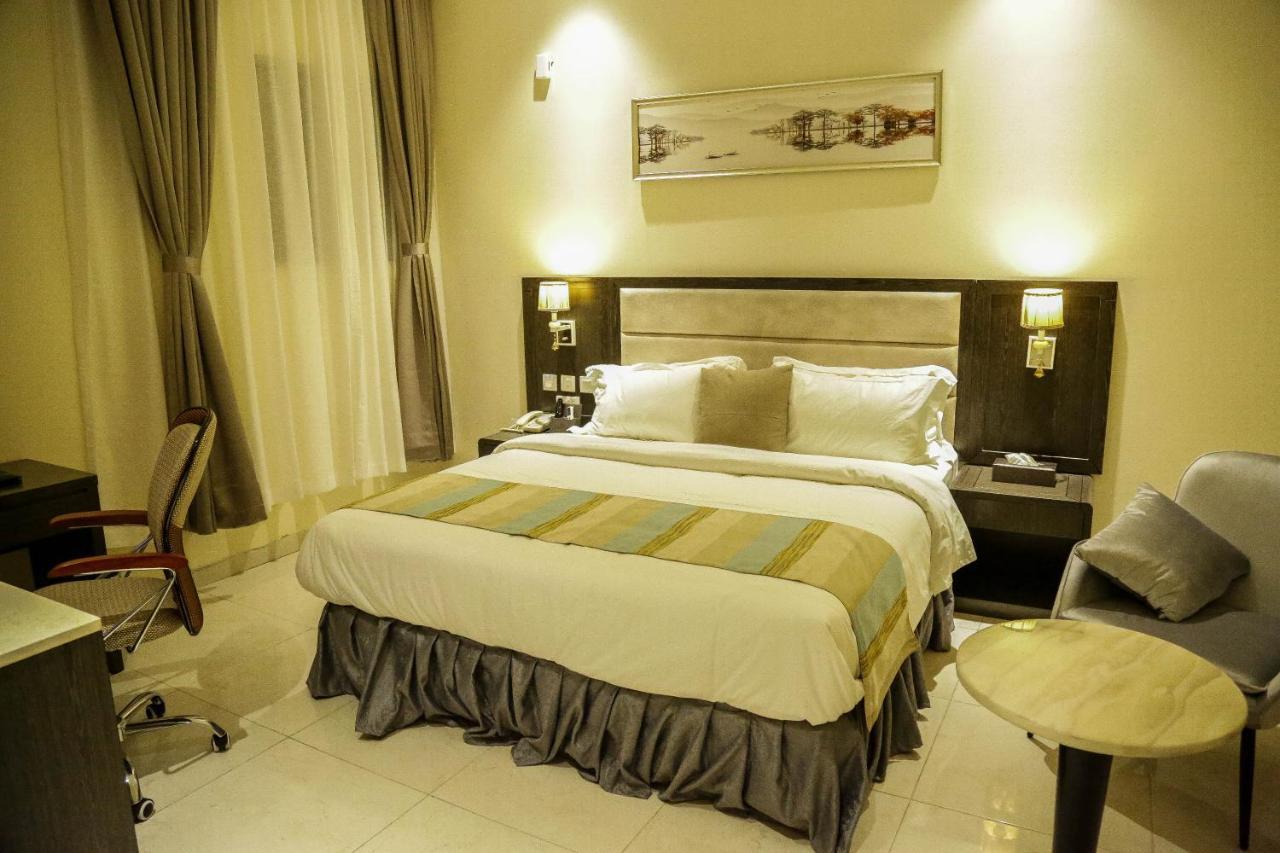 Perfecto La Villa Hotel And Suites 拉各斯 外观 照片